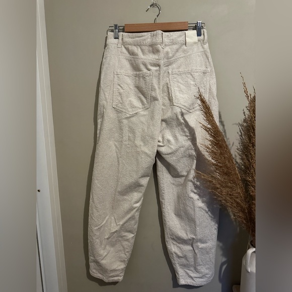 Zara White Corduroy Jeans - Picture 3 of 5
